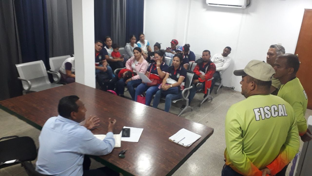 Garantizan transporte al sector educativo de la zona sur de Maturín