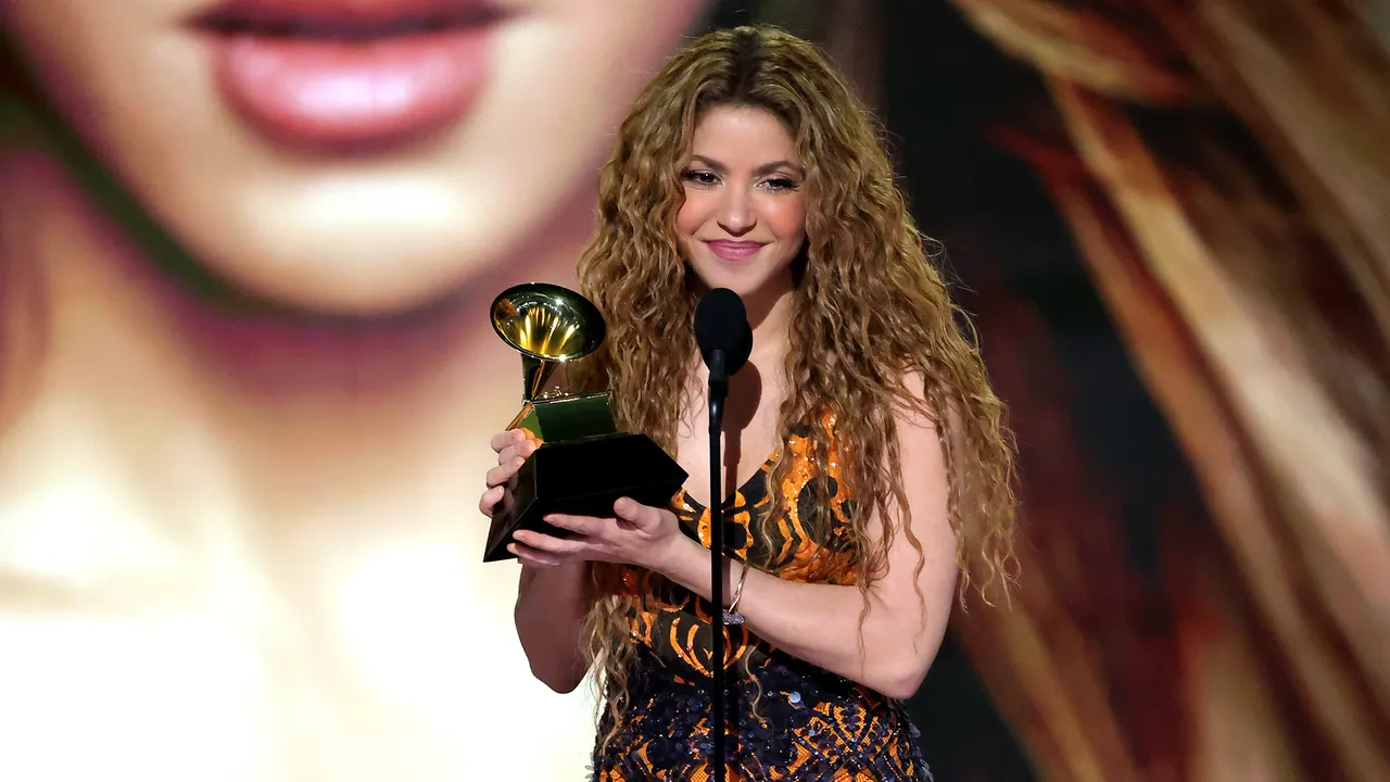 Shakira dedicó su Grammy a la comunidad inmigrante en EE.UU.