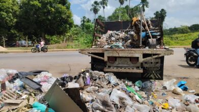 Polimaturín capturó a un ciudadano arrojando desechos en la vía principal de La Puente