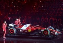 Lewis Hamilton estrena el Ferrari, su nuevo juguete para 2025