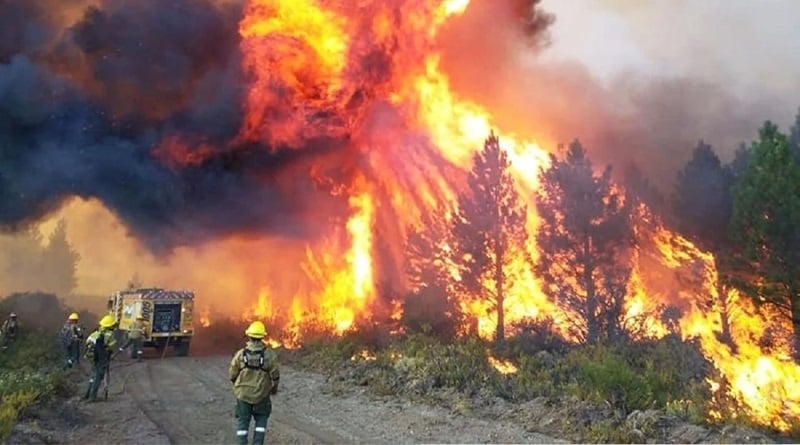 Patagonia argentina arde y denuncian falta de recursos