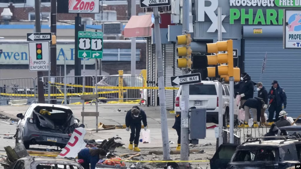 Siete muertos y 19 heridos en accidente de ambulancia aérea en Filadelfia