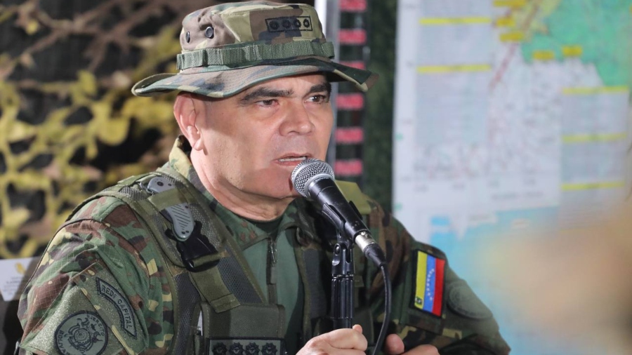 Padrino López: La dignidad de Venezuela se expresó a través de las armas rebeldes el 4F