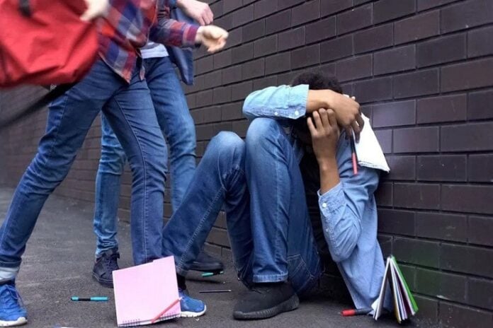 Detienen a adolescente que causó graves heridas a un compañero en pelea escolar