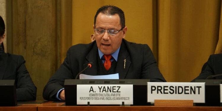 Venezuela denuncia ante la ONU el "comercio de inmigrantes" entre EE. UU. y El Salvador