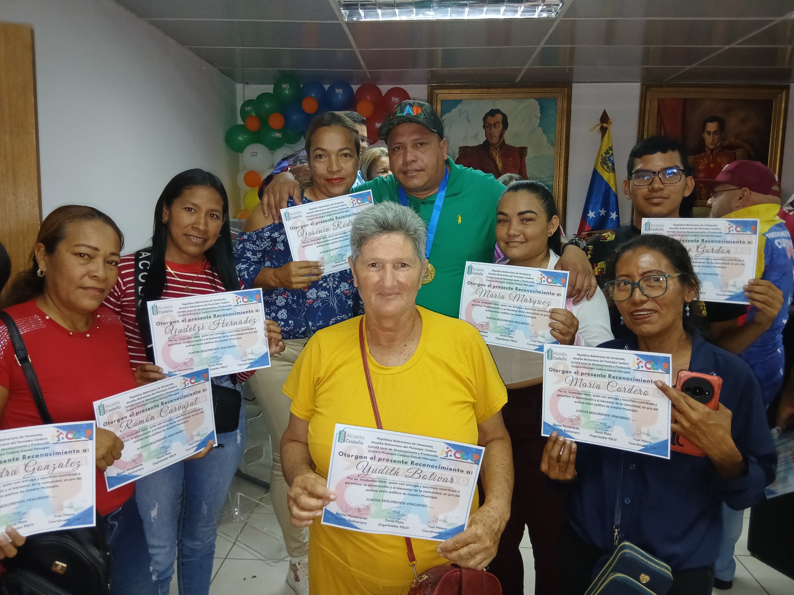 Entregan reconocimiento a 62 jefes de comunidad CLAP en el municipio Cedeño