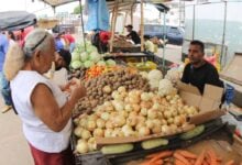 Maturineses reportan altos costos de hortalizas y proteínas en el mercado Los Bloques