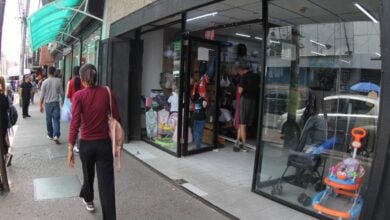 Sector comercio abrió sus puertas con normalidad.