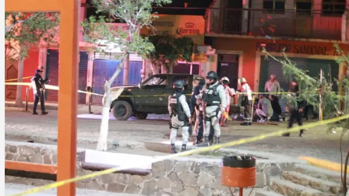 Siete muertos y cinco heridos en un ataque armado en una cancha de Guanajuato