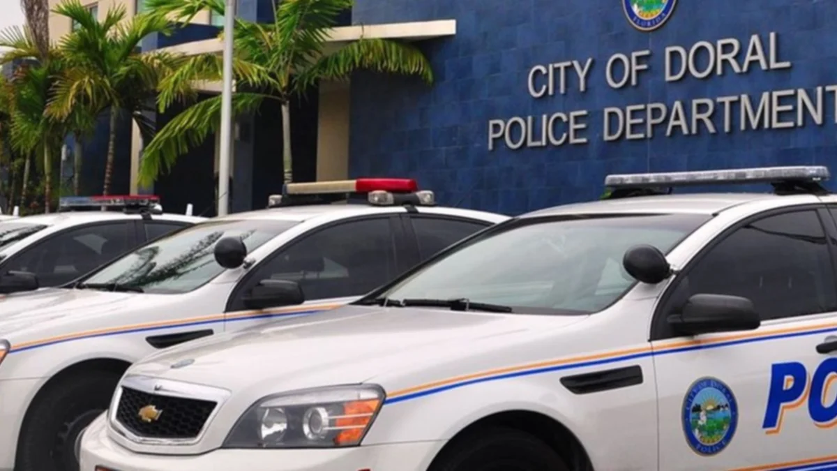 Arrestan a tarotista venezolana en Miami: estafó a un cliente por más de 3000 dólares