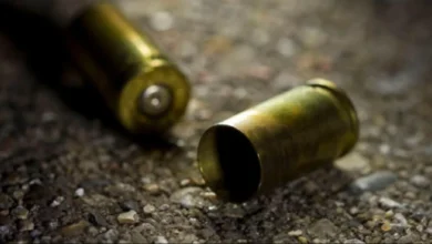 Venezolanos amenazan a funcionario policial
