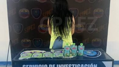 Detienen a mujer que vendía alimentos vencidos para niños