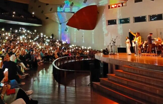 Orquesta Sinfónica de Venezuela celebró 95 años con tributo a The Beatles