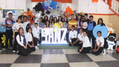 Más de 300 estudiantes del Sanz brillan en la Feria de Ciencia