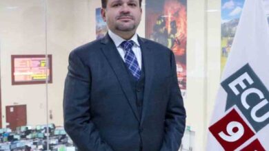 Gobierno de Ecuador busca cortar señal de celulares en las cárceles