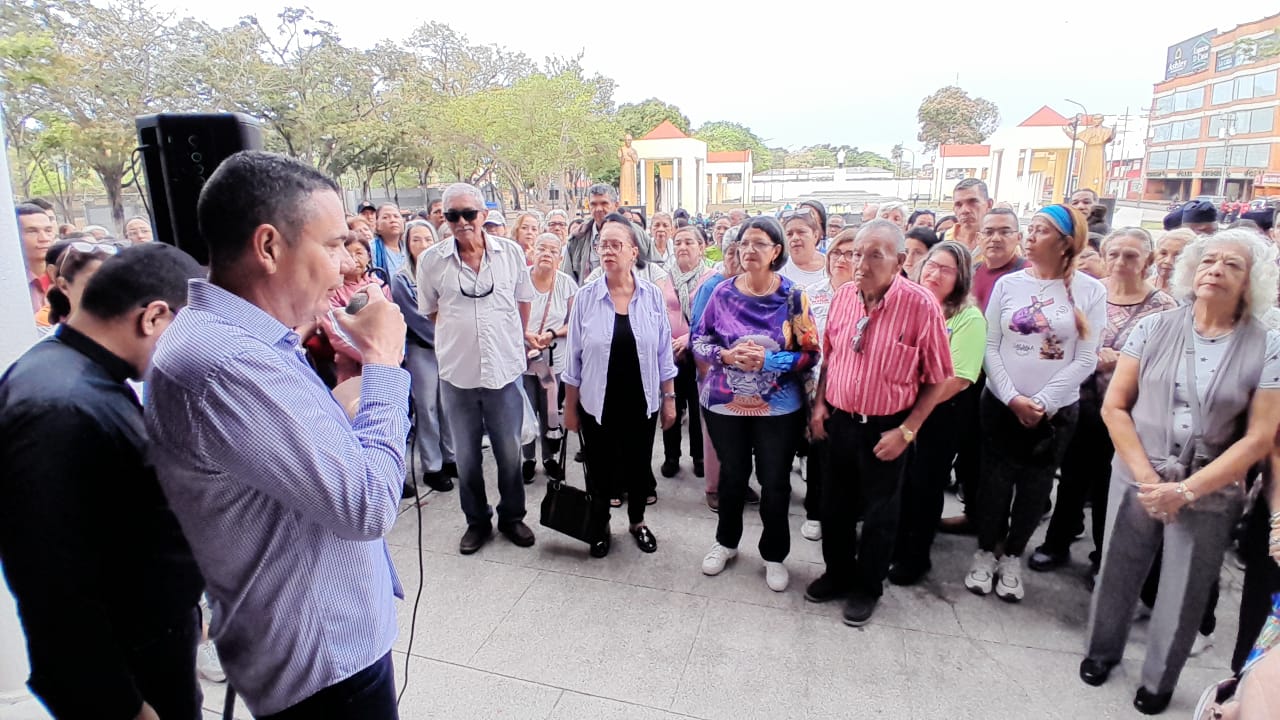 Más de 3.400 feligreses asistieron a la "Ruta de los 7 Templos" en Maturín