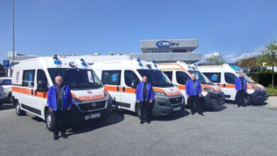 Papa Francisco envía cuatro ambulancias a zonas de guerra en Ucrania