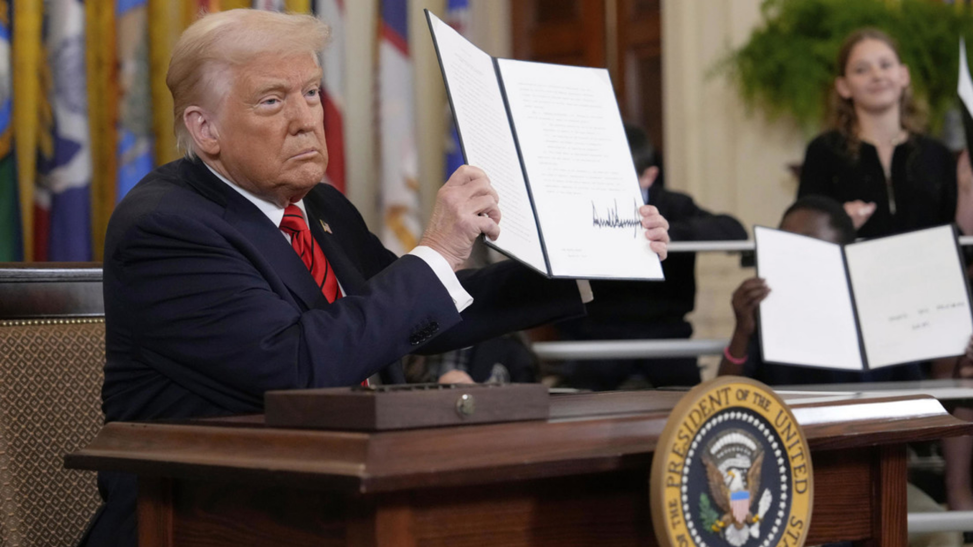 Cinco empresas de EE. UU. demandan a Trump por los aranceles ante el Tribunal de Comercio Internacional