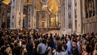 Vaticano cerró los accesos a la plaza de San Pedro