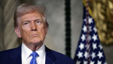Trump retrasa prohibición de entrada a ciudadanos extranjeros