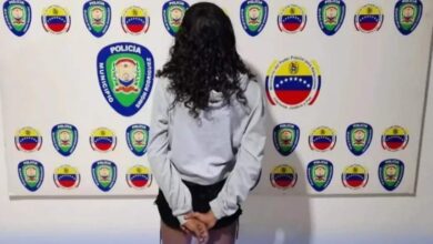 Adolescente intentó lanzar a su bebé por el balcón en Anzoátegui