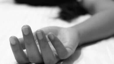 Estaba embarazada: Encontró a su esposo con otra mujer en la cama y él la mató a golpes