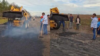 Ejecutan bacheo en El Rosario del municipio Temblador