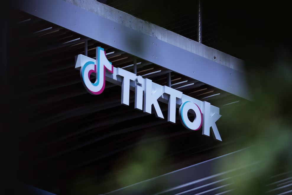 La Unión Europea multó con 600 millones de dólares a TikTok por protección deficiente de datos en China