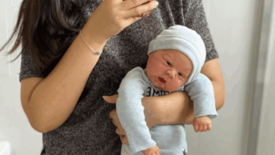 ¿Ser padres de un muñeco? Psicóloga analiza el fenómeno de los bebés “reborn”