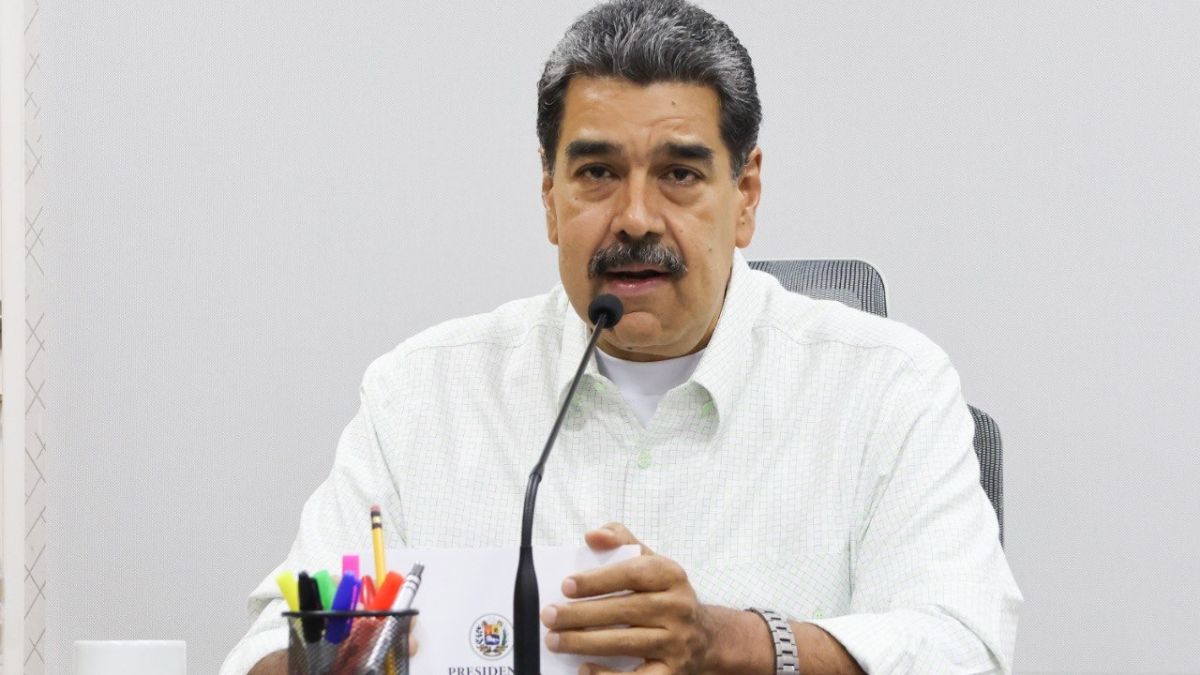 Maduro: "A Venezuela no la va a detener nadie, ni amenazas ni medidas (...) no depende de licencia"