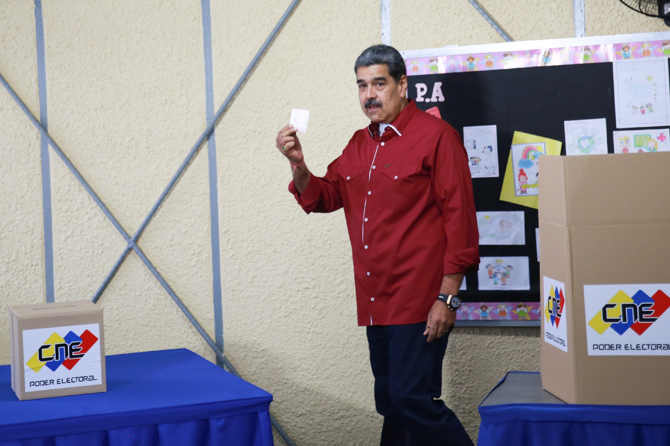 Presidente Maduro: es un sistema electoral rápido, tranquilo y tecnológico