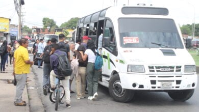 Poca circulación del billete de 5,00Bs afecta a usuarios del transporte público