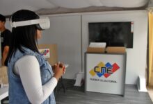 CNE habilitó 37 puntos de realidad virtual en todo el país para que ciudadanos puedan experimentar el proceso de votación del 25-May