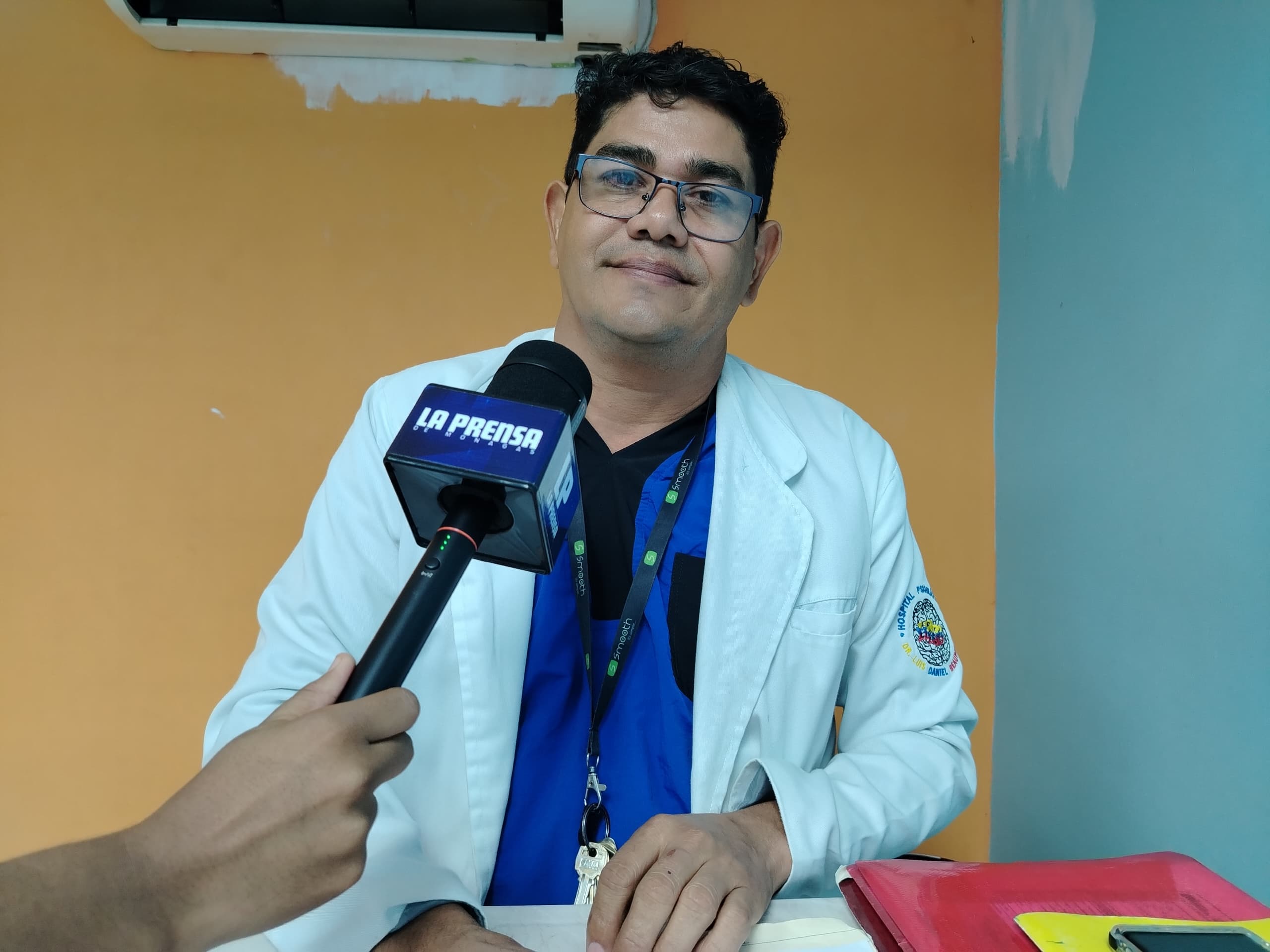 Doctor Luis Martínez.