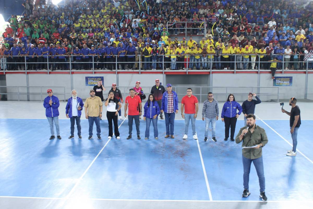 Ernesto Luna se compromete a mejorar el transporte público en Monagas
