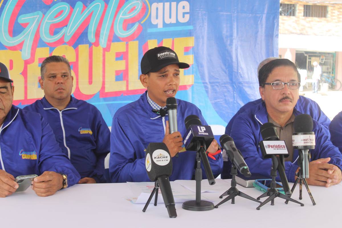 Comando "Gente que Resuelve" se moviliza por victoria de Ernesto Luna
