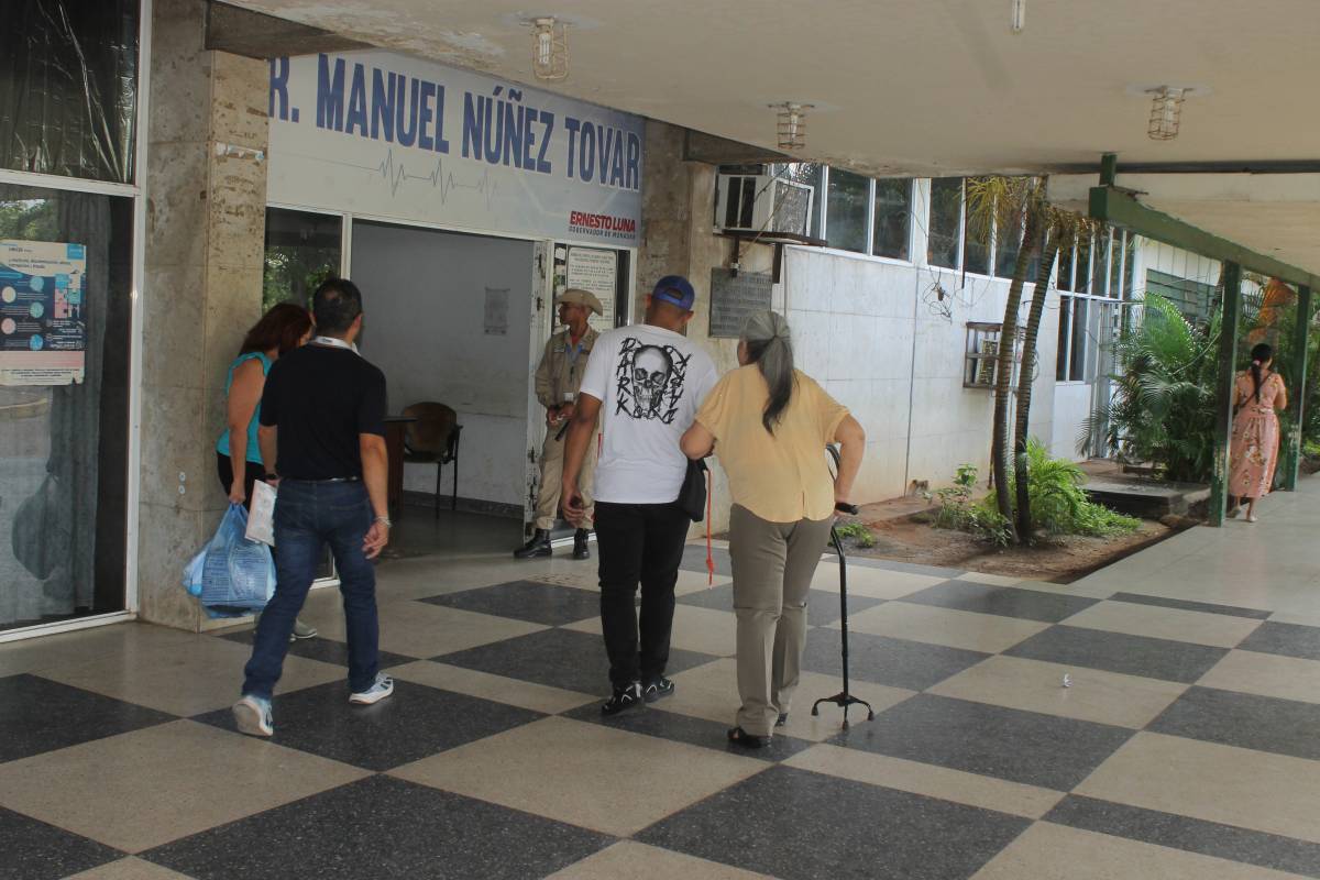 Más de cuatro servicios del Humnt funcionan a medias y otros están paralizados