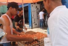 Precio del cartón de huevos y el queso.