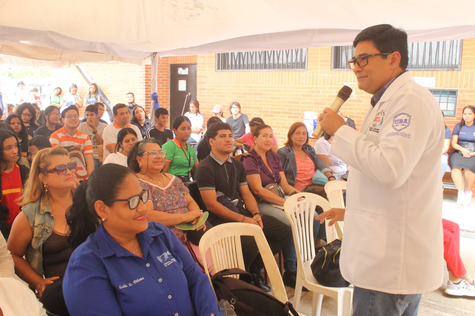 Unesr realiza conversatorios para la prevención del suicidio