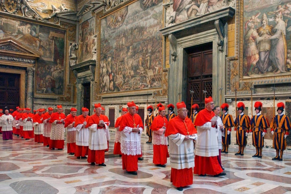 Así será la dieta de los cardenales durante el Cónclave: desayuno ligero, almuerzo abundante y agua y vino para beber