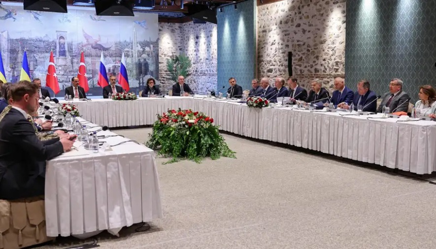 Empieza el encuentro Rusia-Ucrania en Estambul