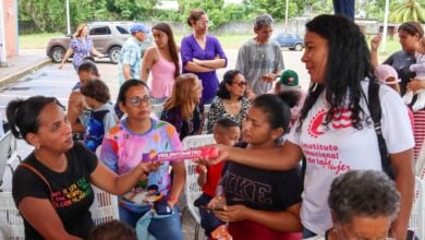 Gobierno regional asistió a más de 300 mujeres de Santa Cruz en Maturín