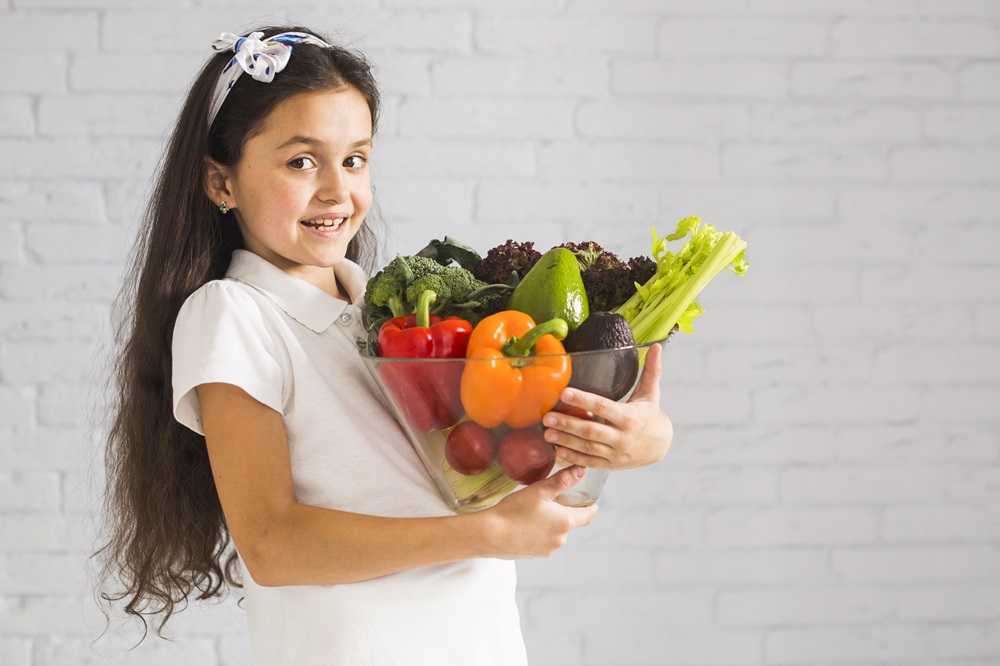 Estudio revela que la hora de la comida influye en la salud metabólica infantil