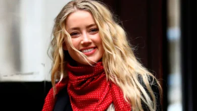 La actriz Amber Heard recibe a sus gemelos el Día de las Madres