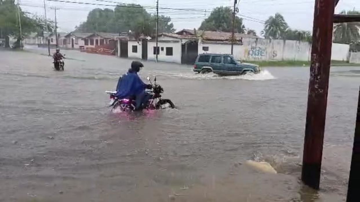 Lluvia intensa en Barinas afectó la movilidad de los ciudadanos
