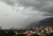 Primera onda tropical de la temporada ya se desplaza sobre la región central del país