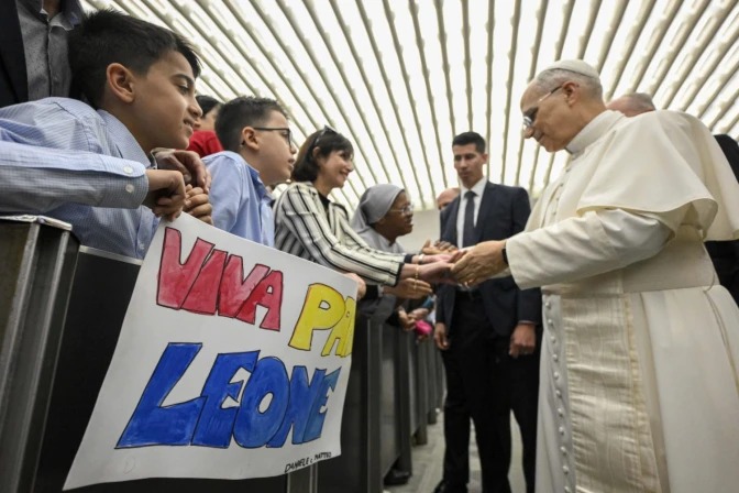 Papa León XIV dará un “bono de cónclave” de 500 euros para empleados del Vaticano