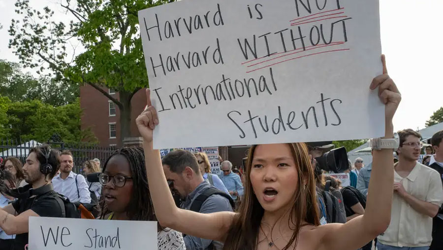 China protesta por revocación de visas a estudiantes en EE. UU.