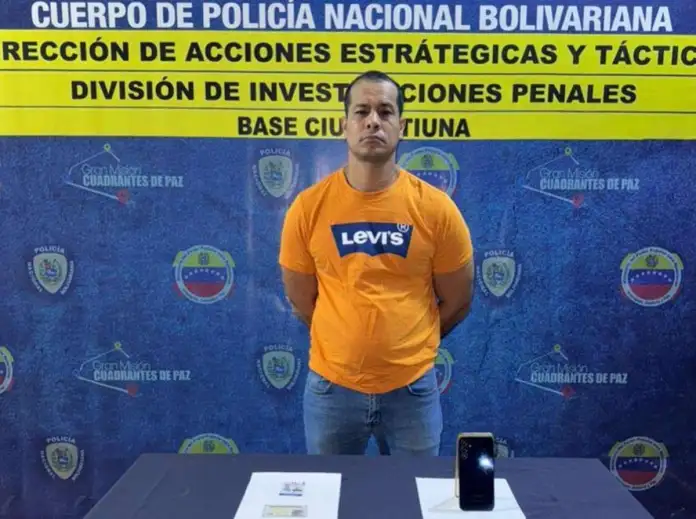Detuvieron a presunto creador de portal que promueve el dólar paralelo