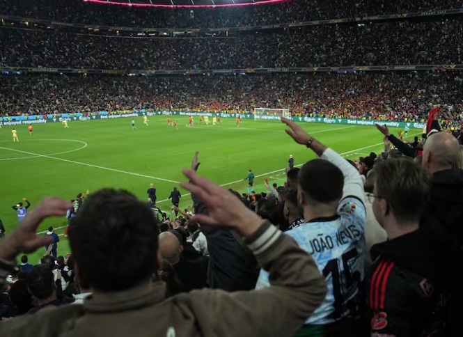 Murió un aficionado durante la final de la Nations League